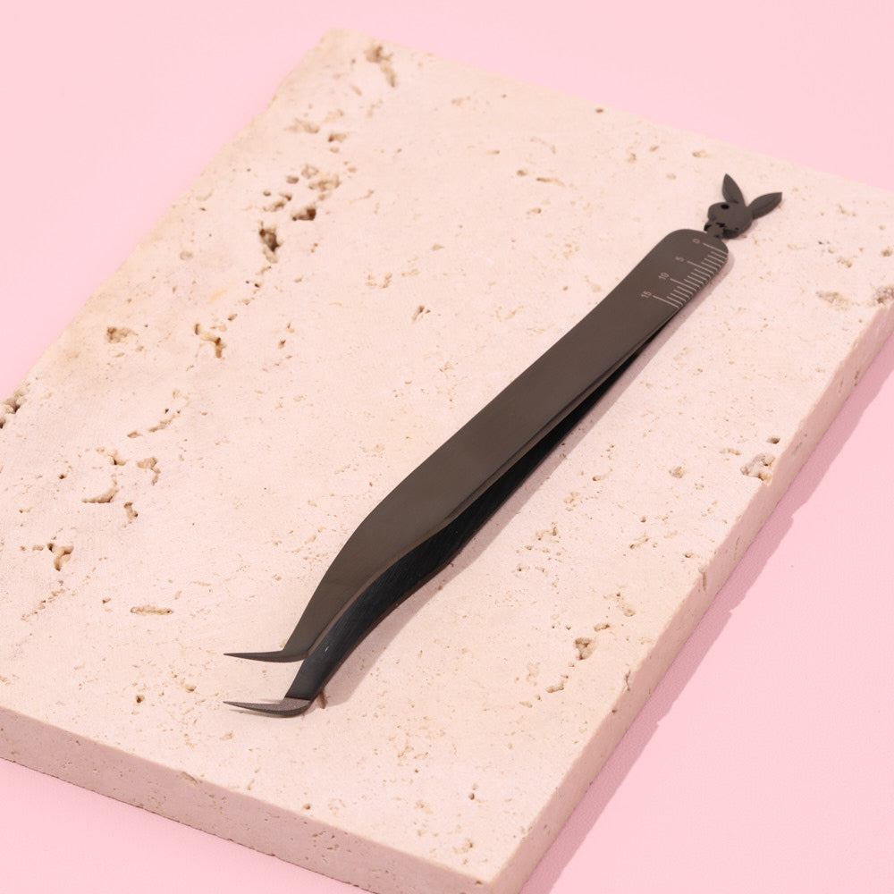 Black Rabbit Lash Tweezers - Fiber Tip