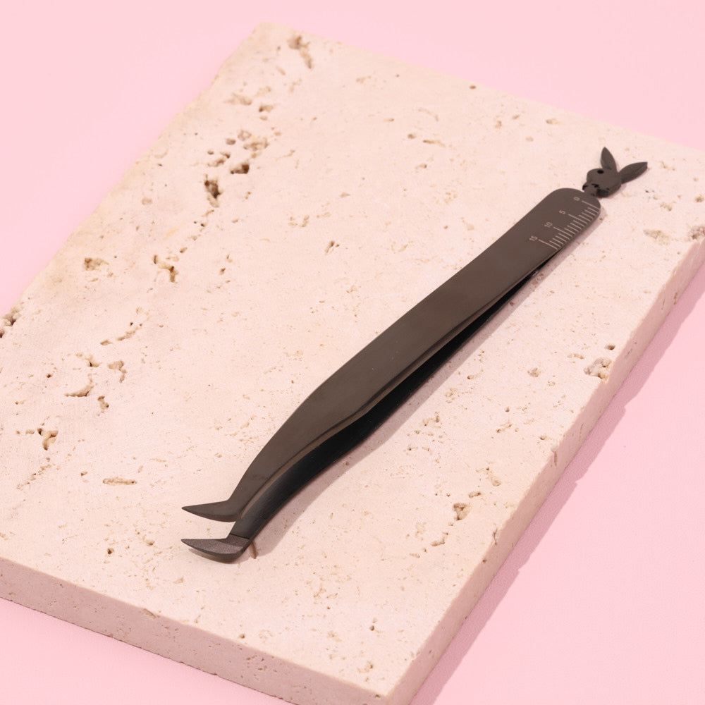 Black Rabbit Lash Tweezers - Fiber Tip