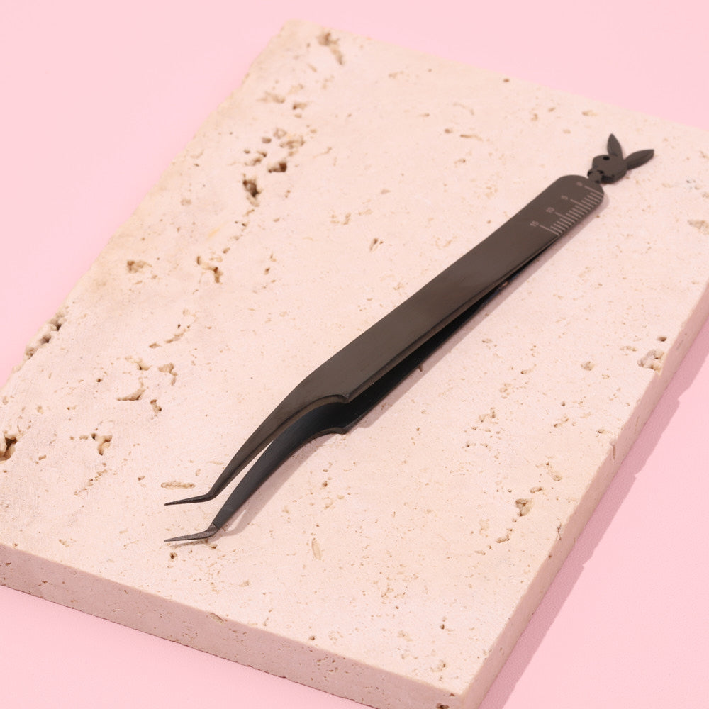Black Rabbit Lash Tweezers - Fiber Tip