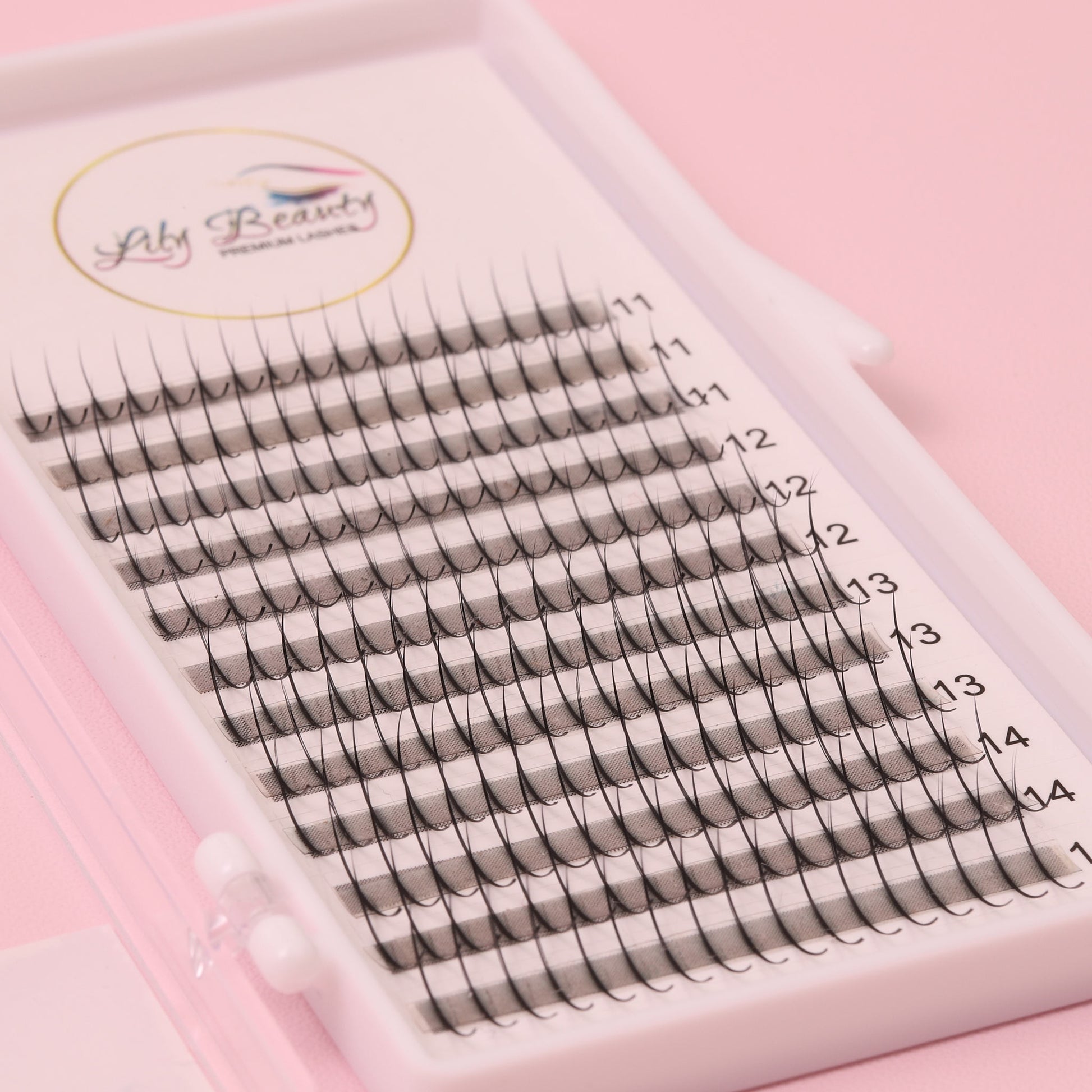 spike lash extensions.