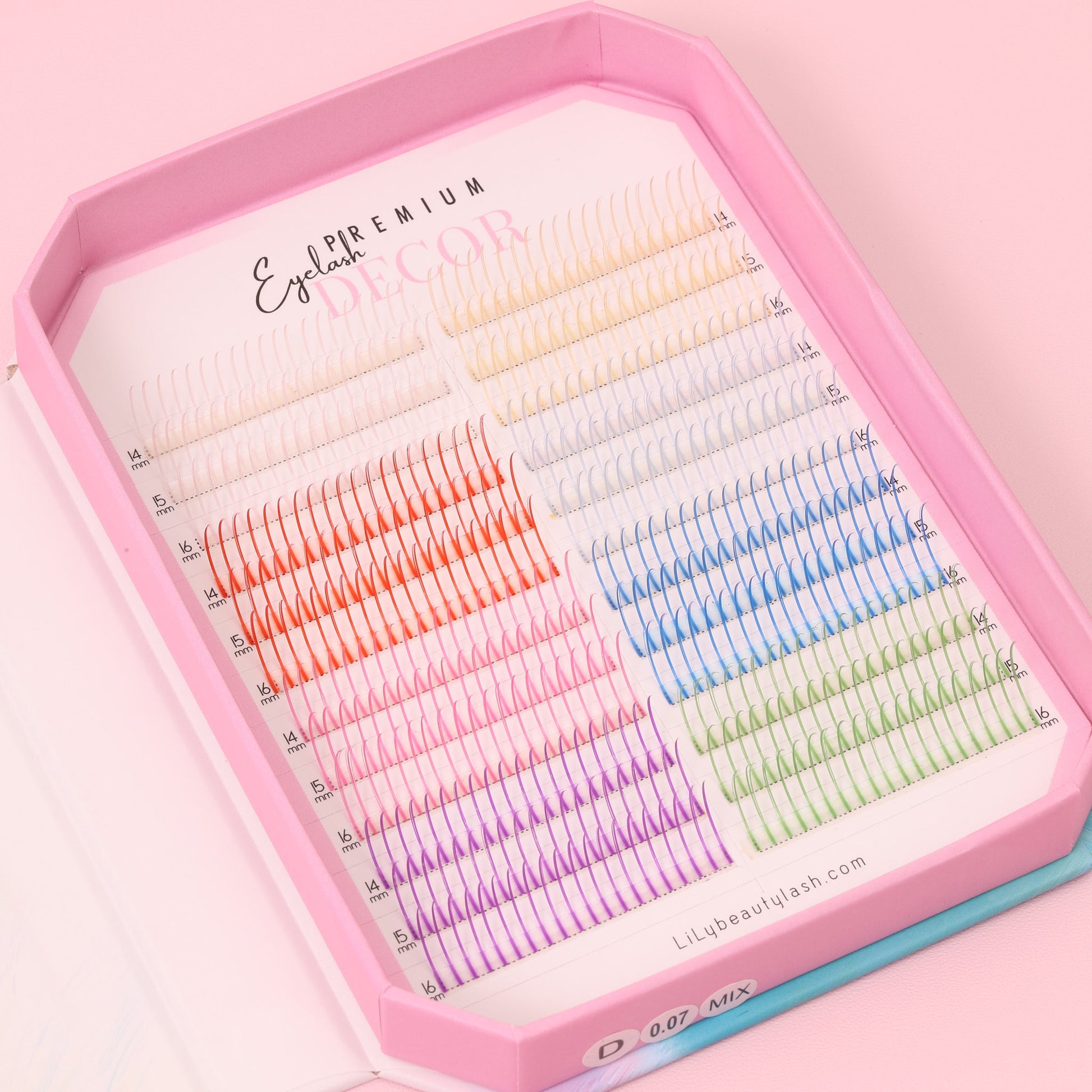 wispy lashes spike lashes